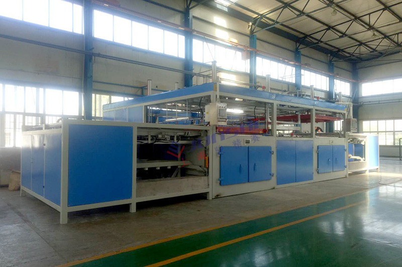 雙頭自動<a href=http://www.rknx.com.cn/ target=_blank class=infotextkey>吸塑機</a>.jpg