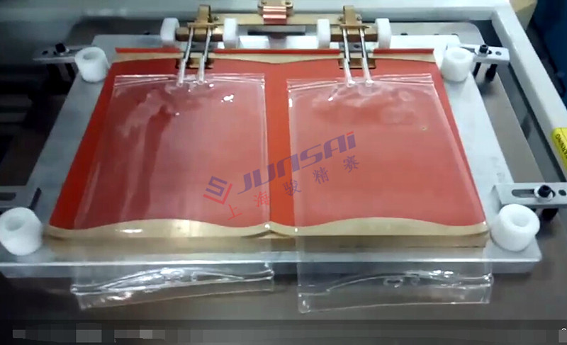 二次高頻<a href=/list/yiliaoxingye/ target=_blank class=infotextkey>醫(yī)療</a><a href=http://www.rknx.com.cn/ target=_blank class=infotextkey>熱合機(jī)</a>sh3.jpg